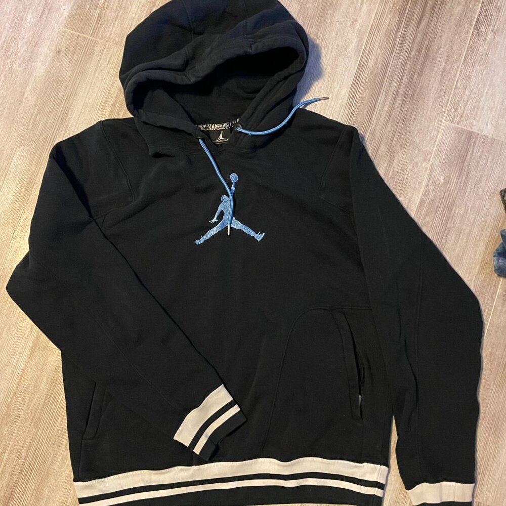 Jordan Essentials Large